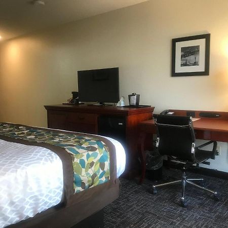 Regency Inn And Suites O'Fallon Exteriér fotografie